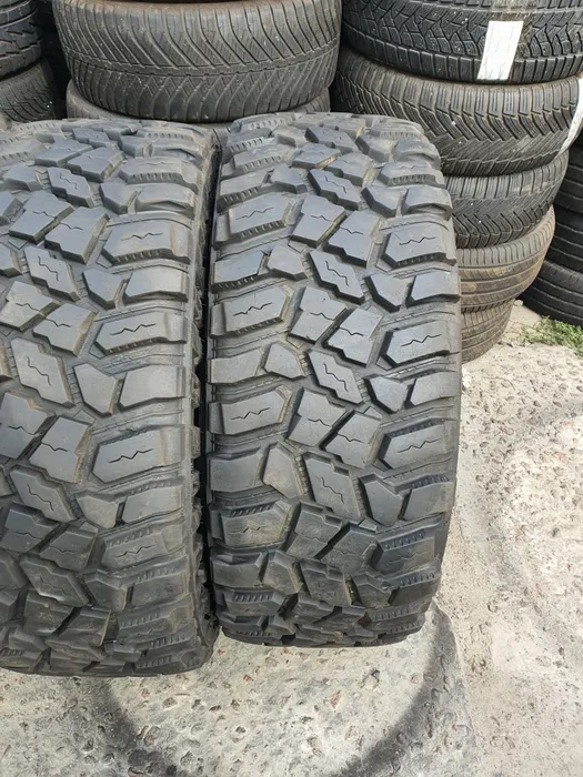37x13.5 R18 Cooper Discoverer STT PRO