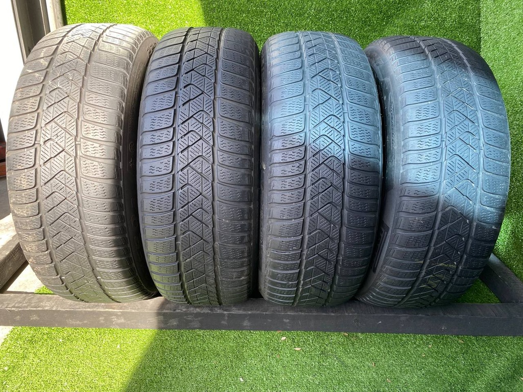 Шина 225 55 R17 Pirelli Sottozero Зимові -