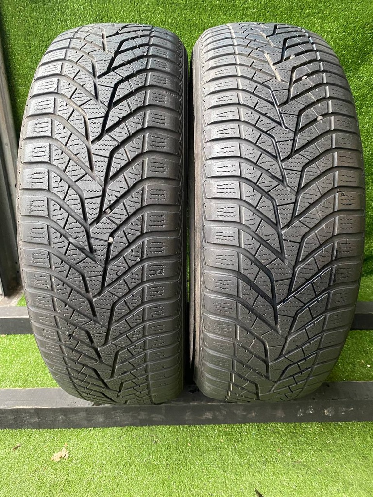 Шина 225 60 R18 Yokohama BluEarth Winter v905 Зимові -