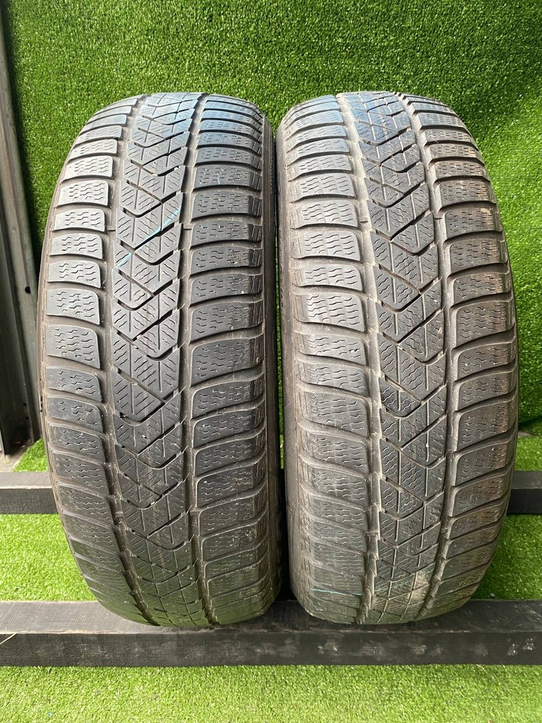 Шина 205 60 R17 Pirelli Sottozero 3 Зимові -