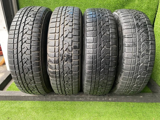 Шина 215 70 R16 Kumho I zen Зимові -